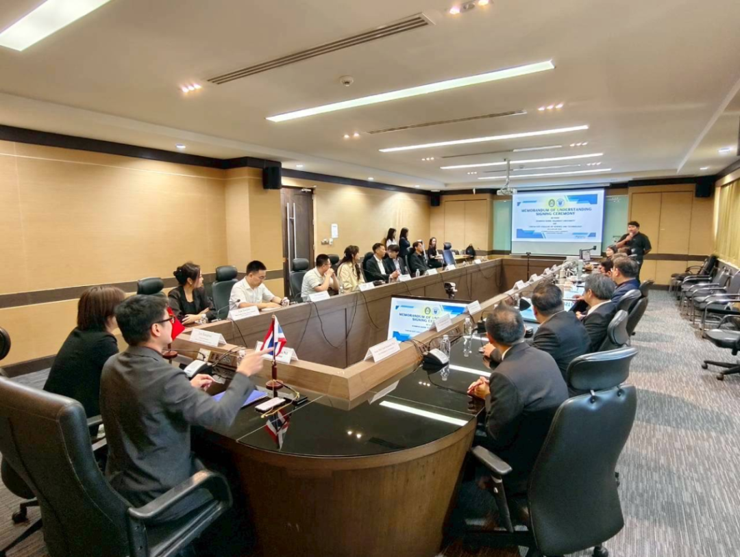 校际合作新篇章：兰帕潘尼皇家大学与烟台城市科技职业学院、哈尔